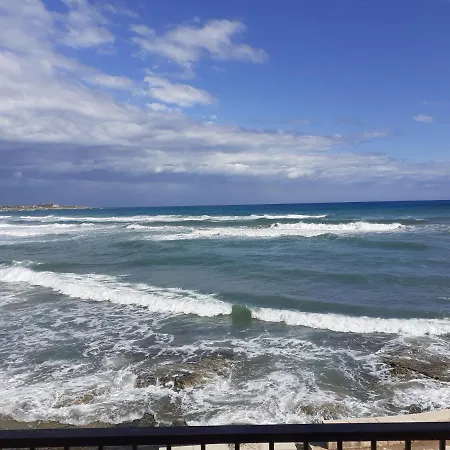 Casa Con Terrazzo Sul Mare